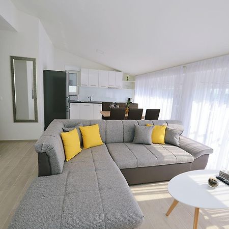 Villa Martina Ika Kültér fotó